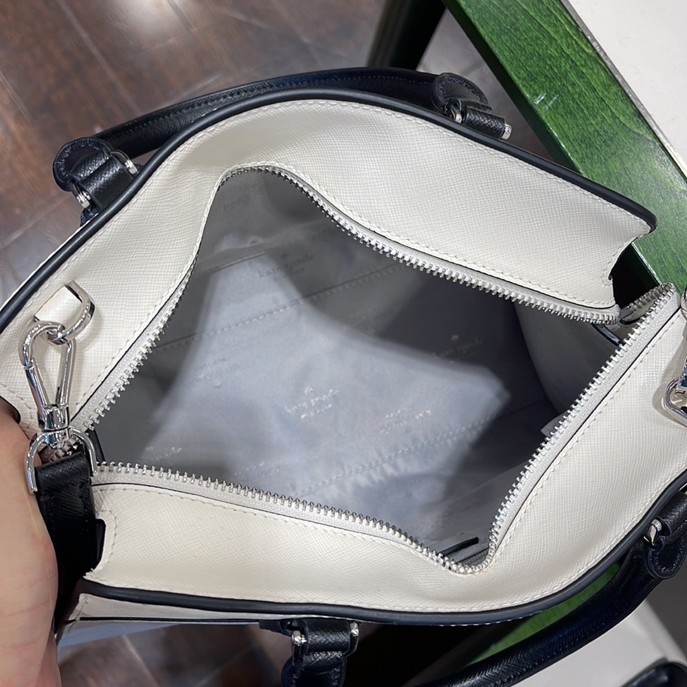 Kate Spade Madison Safiano Leather Medium Satchel Handbag
Platinum Gray
NWT - Picture 11 of 16
